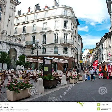 Bed & Breakfast La Pérouse Chambéry